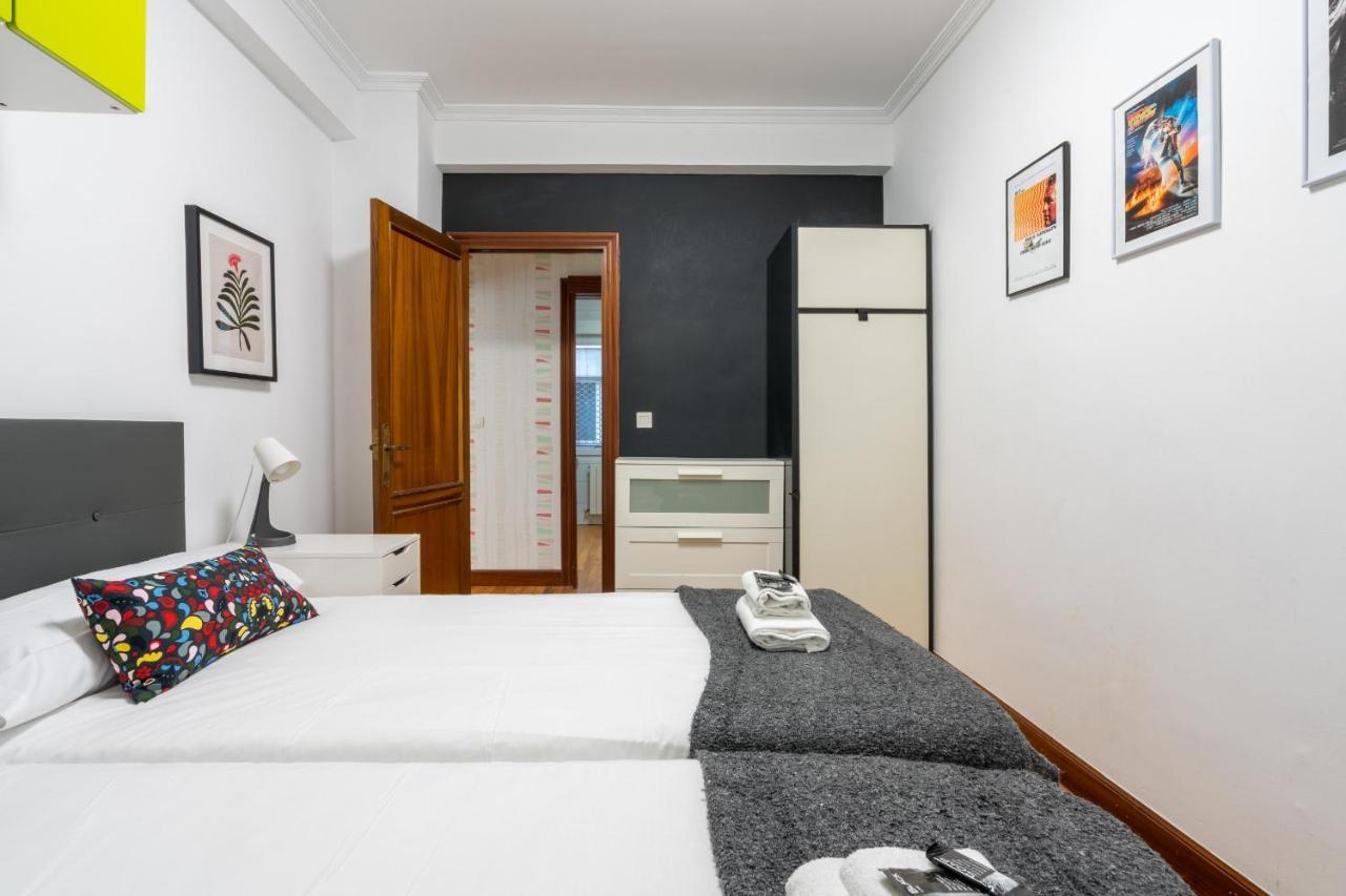 Ybarra Apartment By People Rentals Bilbao Ngoại thất bức ảnh